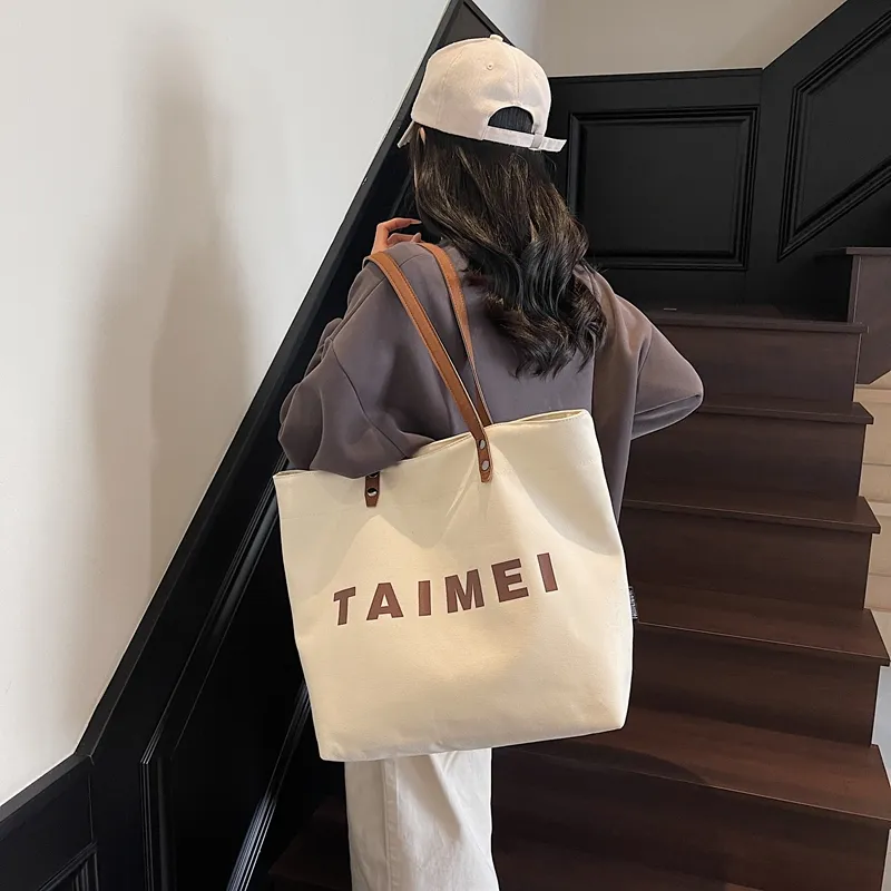 GOBLIN SHARKS 1759 Canvas Shoulder Bag Unisex White/Khaki/Black-1