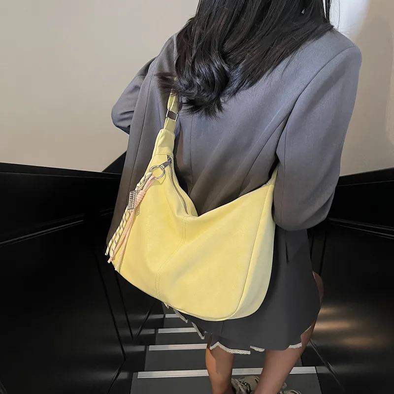 GOBLIN SHARKS 1759 PU Shoulder Bag Crossbody Bag Regular Women's Ecru/Black/Blue/Yellow/Pink-23