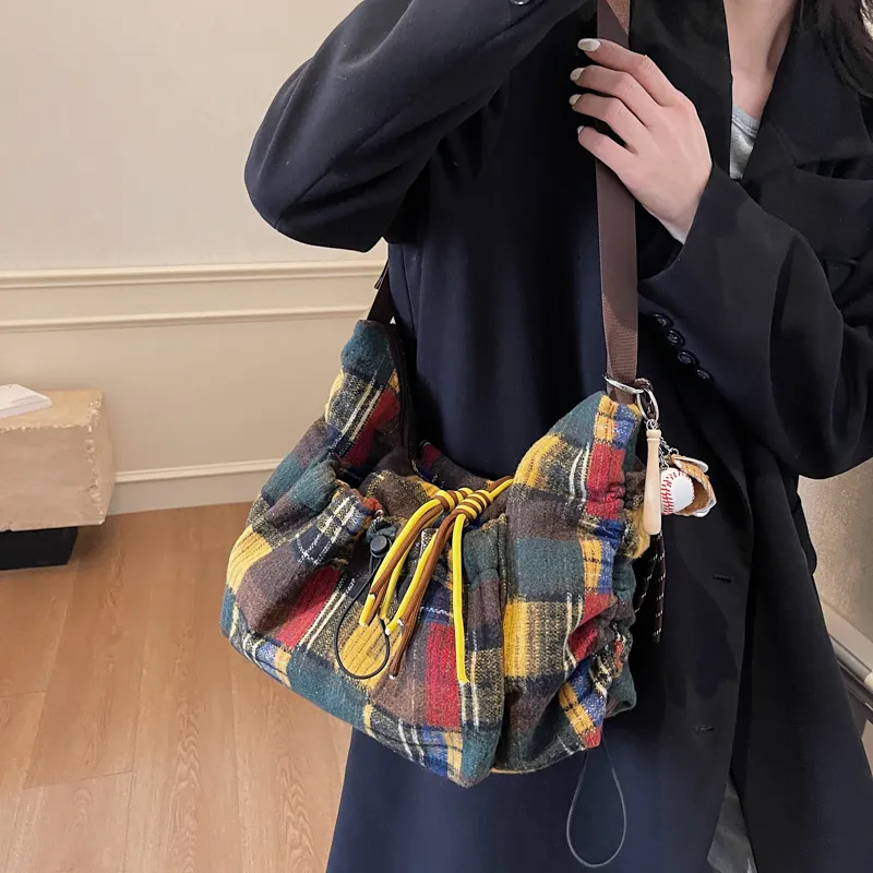 GOBLIN SHARKS 1759 Fabric Shoulder Bag Crossbody Bag Medium Size Unisex Yellow/Burgundy/Green-1