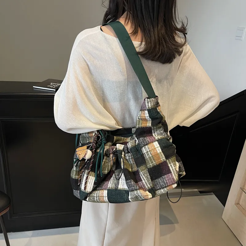 GOBLIN SHARKS 1759 Fabric Shoulder Bag Crossbody Bag Medium Size Unisex Yellow/Burgundy/Green-18