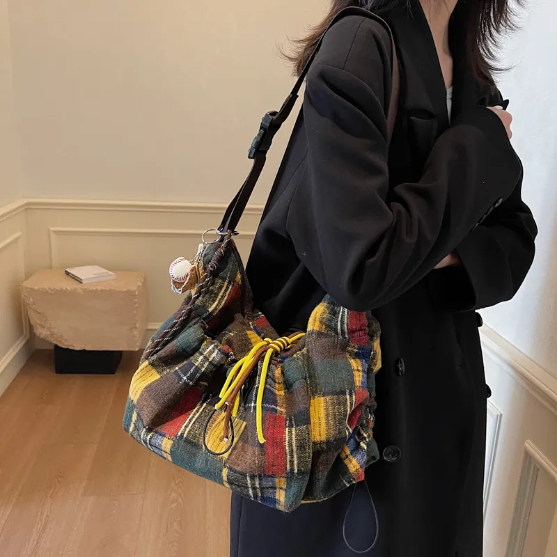 GOBLIN SHARKS 1759 Fabric Shoulder Bag Crossbody Bag Medium Size Unisex Yellow/Burgundy/Green-6