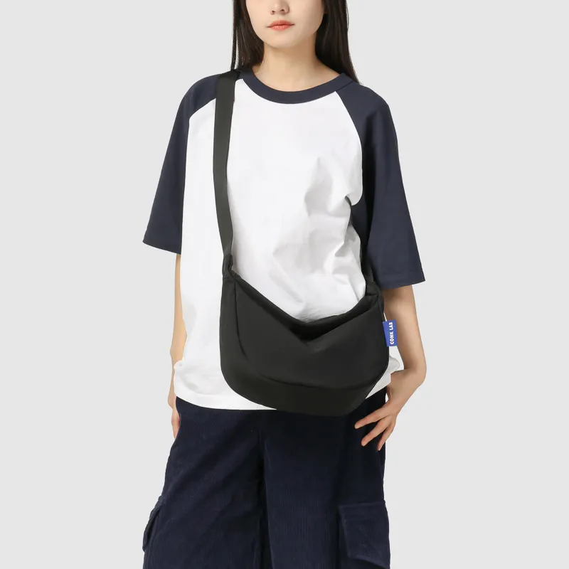 GOBLIN SHARKS 1759 Nylon Crossbody Bag Regular Unisex White/Black/Orange/Brown-9