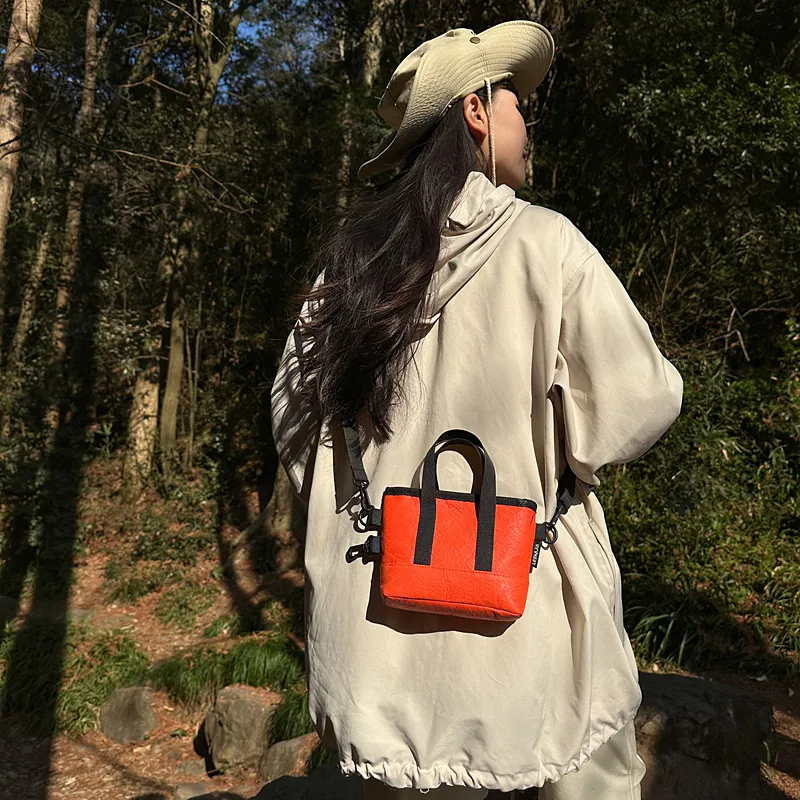 GOBLIN SHARKS 1759 DuPont Paper Shoulder Bag Regular Unisex Black/Silver/Orange/Khaki/Green-16