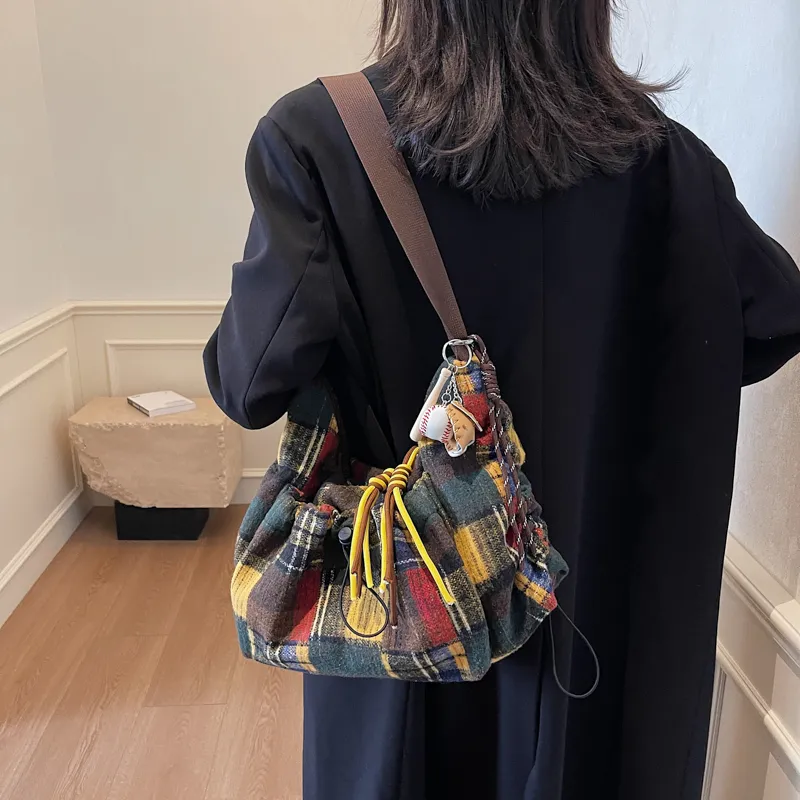 GOBLIN SHARKS 1759 Fabric Shoulder Bag Crossbody Bag Medium Size Unisex Yellow/Burgundy/Green-2