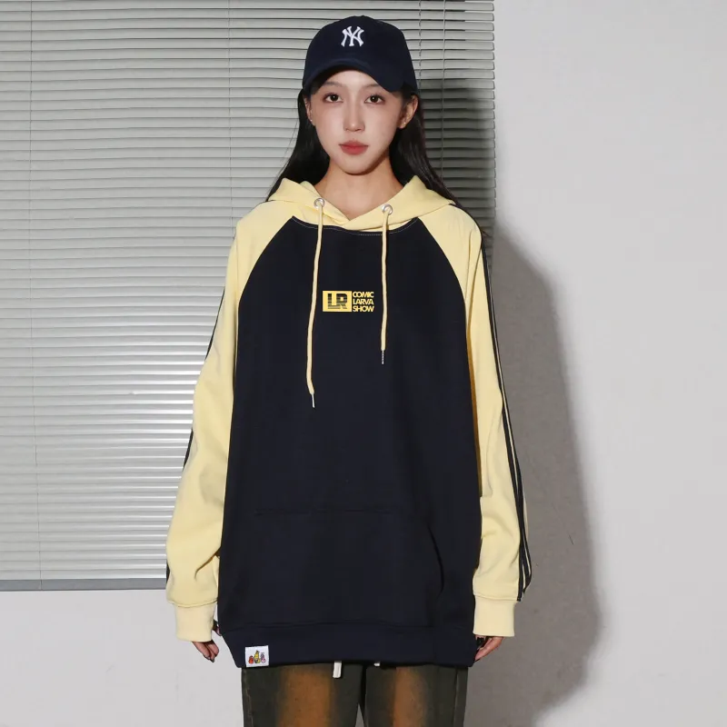 COMIC LARVA Sweatshirts Unisex-40