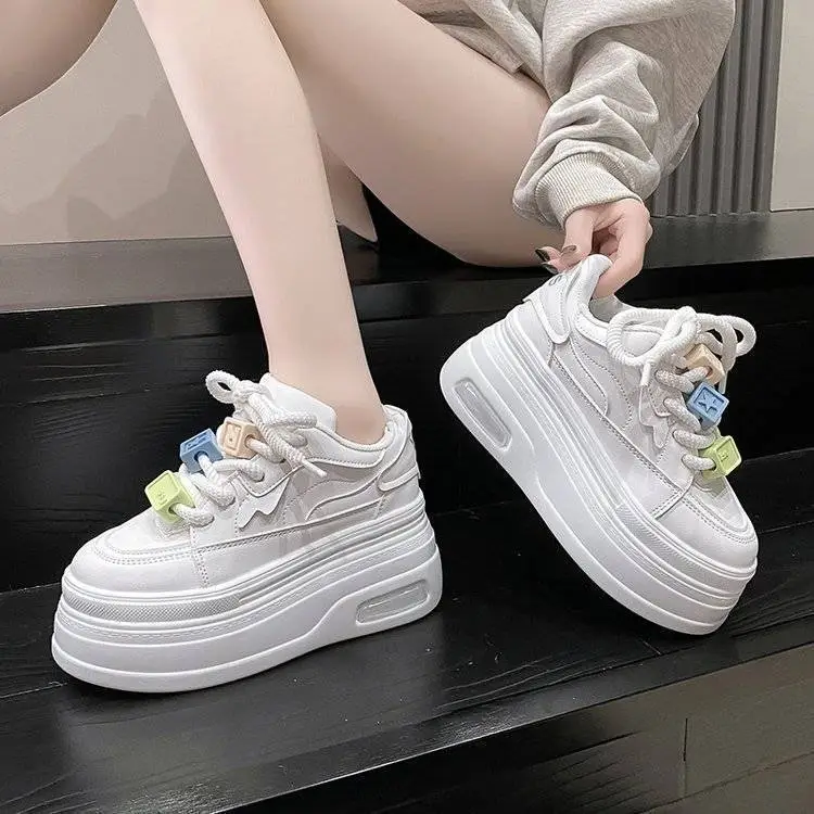 KLAOSD Anti Slip Wear Resistant Low Top Skateboard Shoes Women's-2