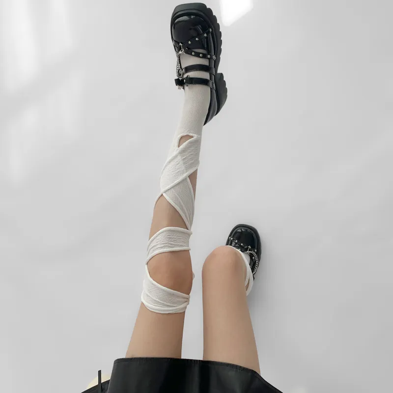 Evening Classroom Mid Calf Socks Women's Black 2-11