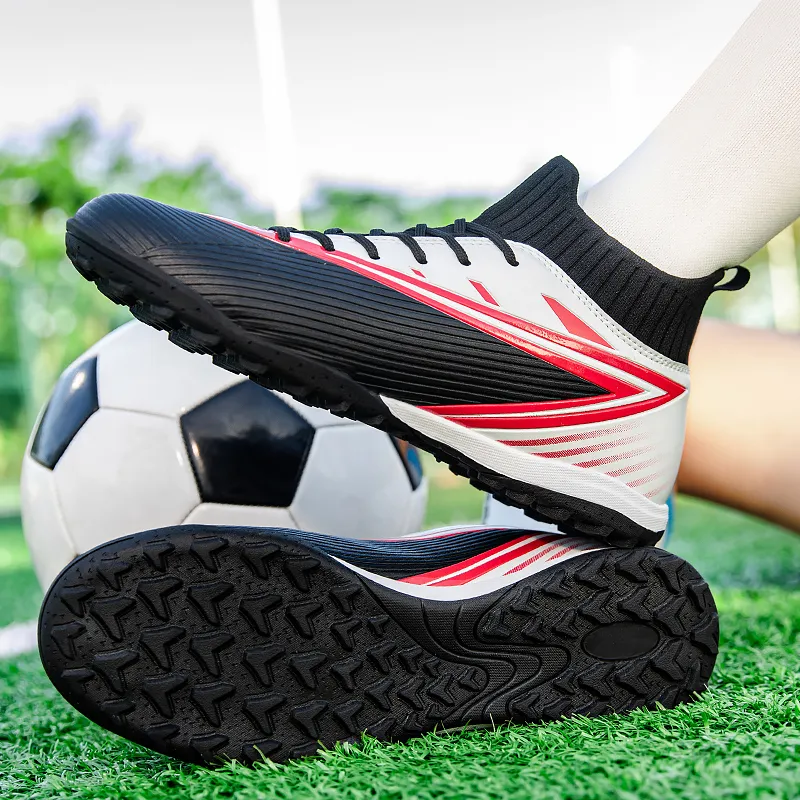 BIANSULONG Soccer Shoes Unisex Low Top Black-2