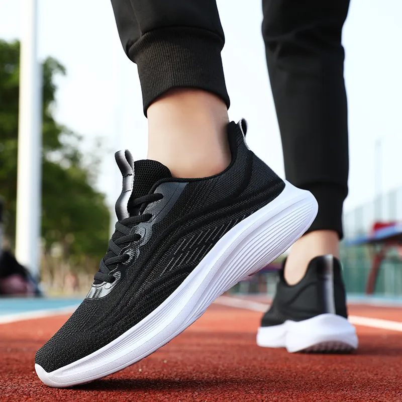 BIANSULONG Wear-Resistant Wide Coverage Lightweight Low-Top Casual Running Shoes Unisex-3