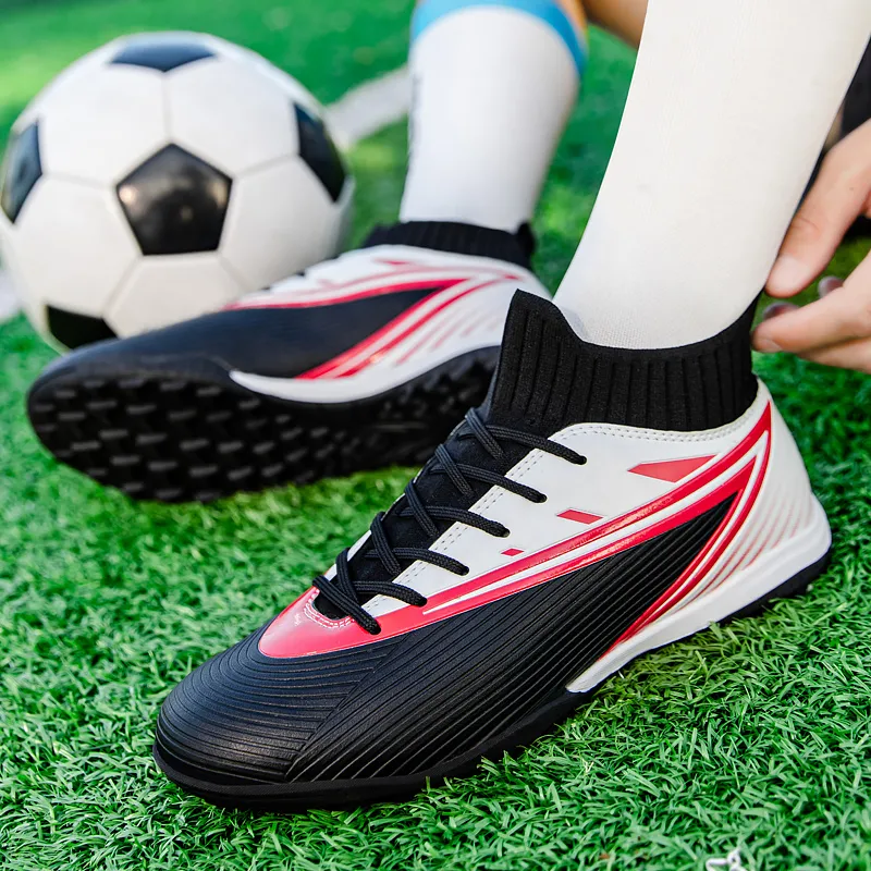 BIANSULONG Soccer Shoes Unisex Low Top Black-3