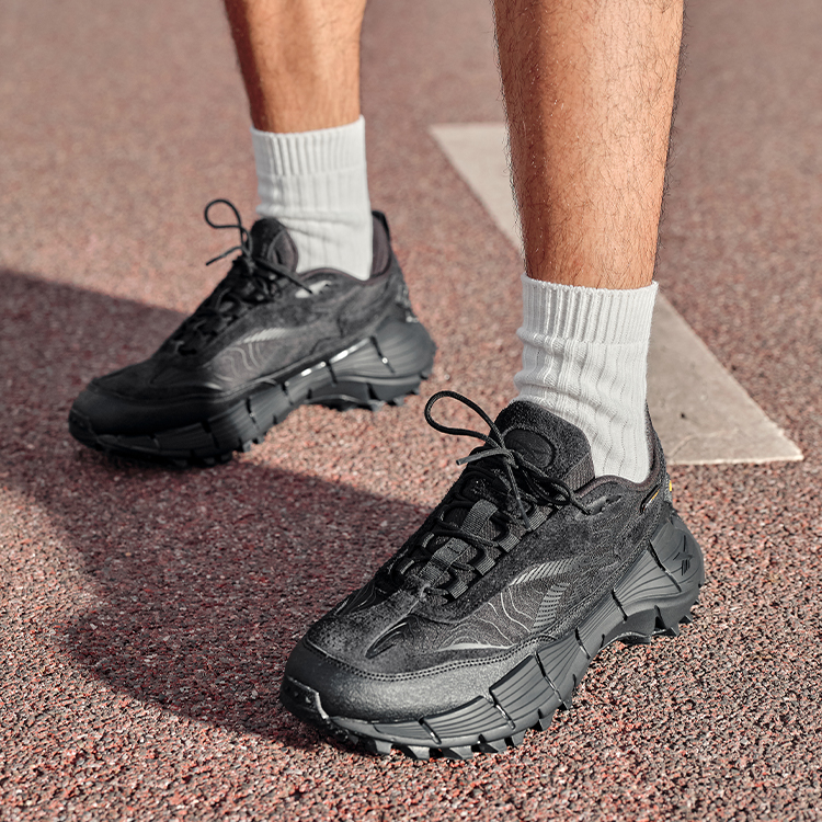 Reebok Zig Kinetica 2.5 Black - POIZON