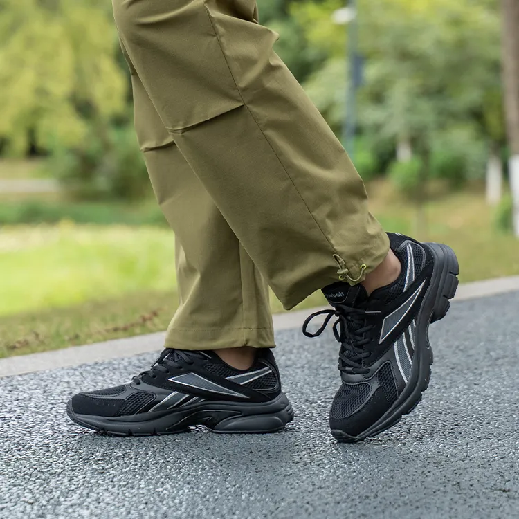 Reebok Wear resistant, Lightweight, Breathable, And Non slip. Low Top Running Shoes Unisex Black Warrior-5
