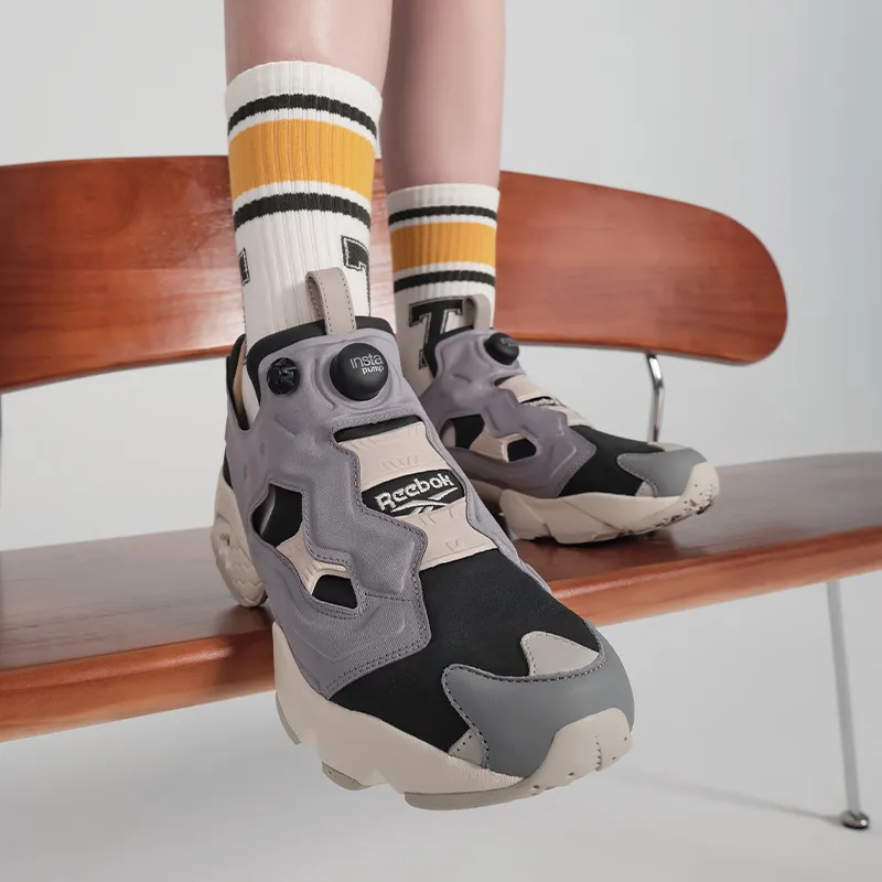 Reebok InstaPump Fury 94 'Black Pure Grey Moonstone'-4
