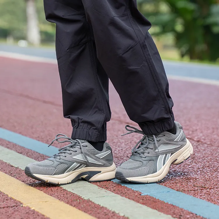 Reebok Wear resistant, Lightweight, Breathable, And Non slip. Low Top Running Shoes Unisex Gray-6