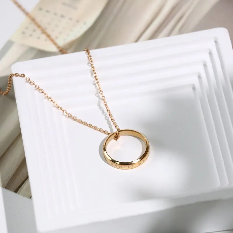 Daniel Wellington Light Luxury Necklaces Unisex-7