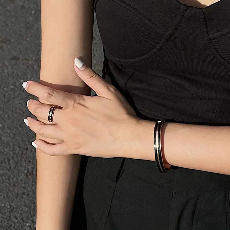 Daniel Wellington Alloy Necklaces Unisex Black Gold & Black Gold-3