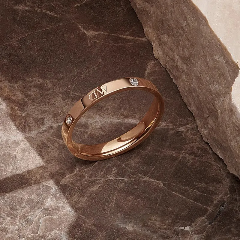 Daniel Wellington Alloy Rings Unisex Rose Gold & Matte Black-3