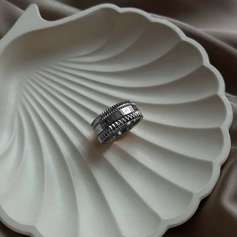 Daniel Wellington Zircon Rings Unisex-2
