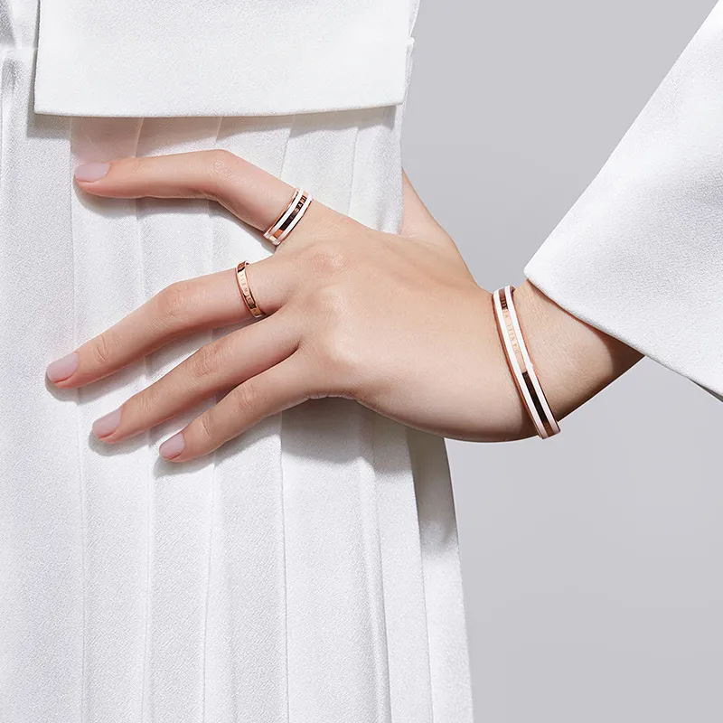 Daniel Wellington Alloy Bangles Unisex-5