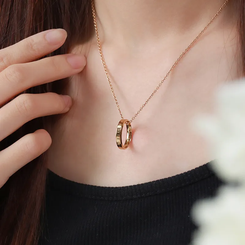 Daniel Wellington Light Luxury Necklaces Unisex-2