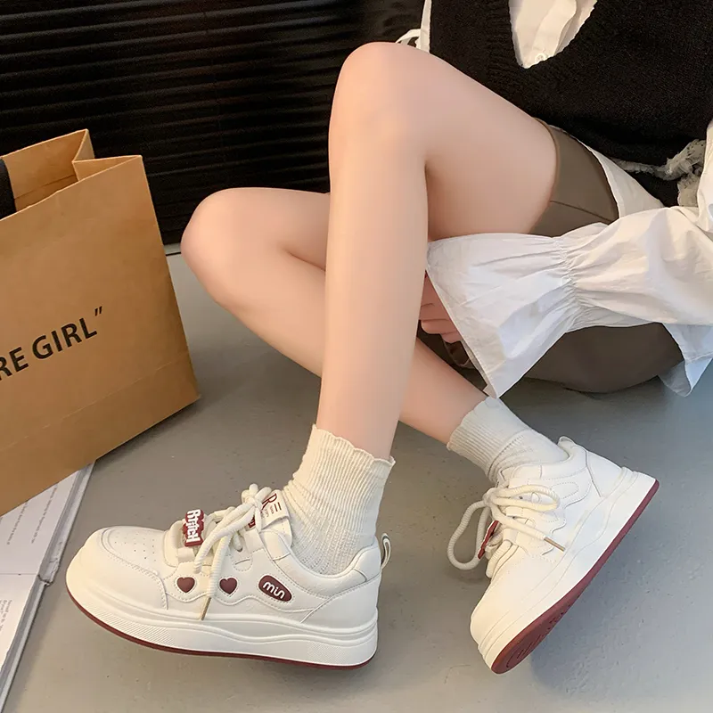 Dawei's House Low Top Skateboard Shoes Women's-11