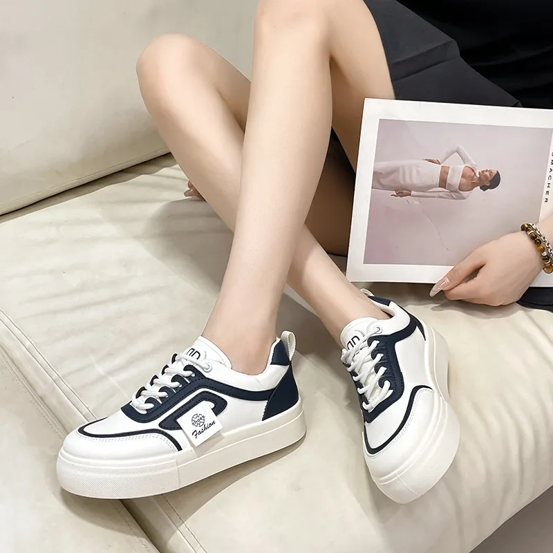 Dawei's House Low Top Skateboard Shoes Women's-17