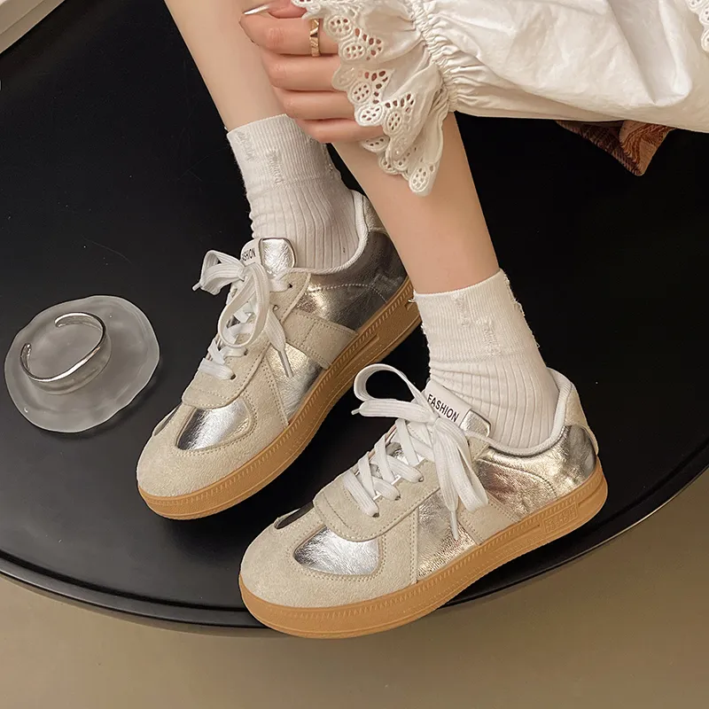 Dawei's House Slip Resistant Low Top Skateboard Shoes Women's-7