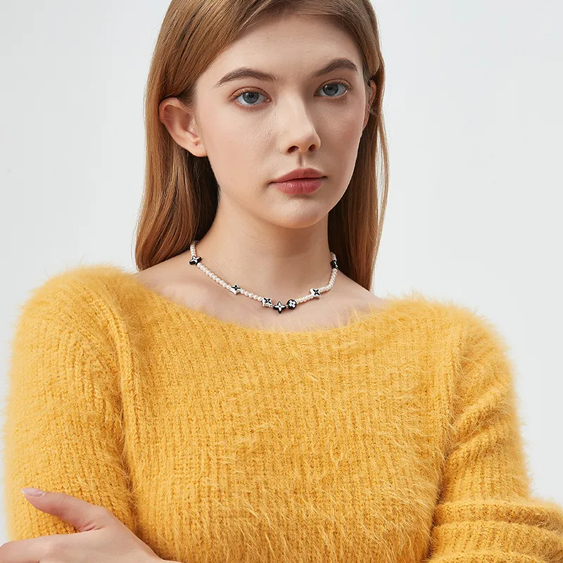 AWE Shell Pearl Necklace Premium Luxury Niche Collarbone Chain Women's-3