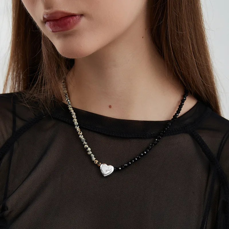 AWE Titanium Steel Fall And Winter Matching Advanced Lightweight Luxe Niche Collarbone Chain Women's-4
