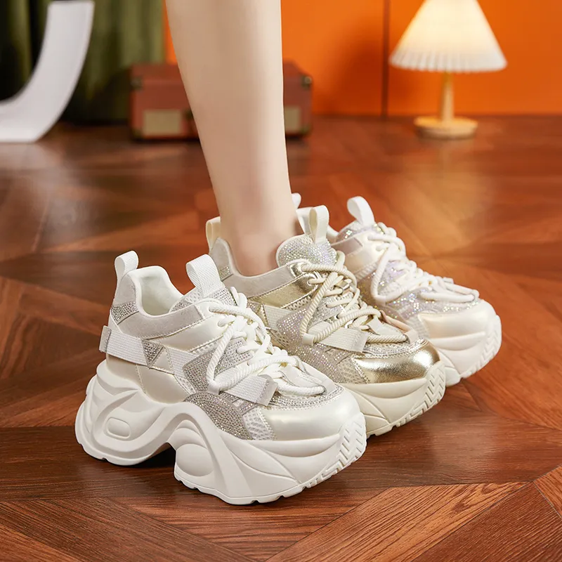Milan Love Song Cushioned Slip Resistant Low Top Chunky Sneakers Women's-8