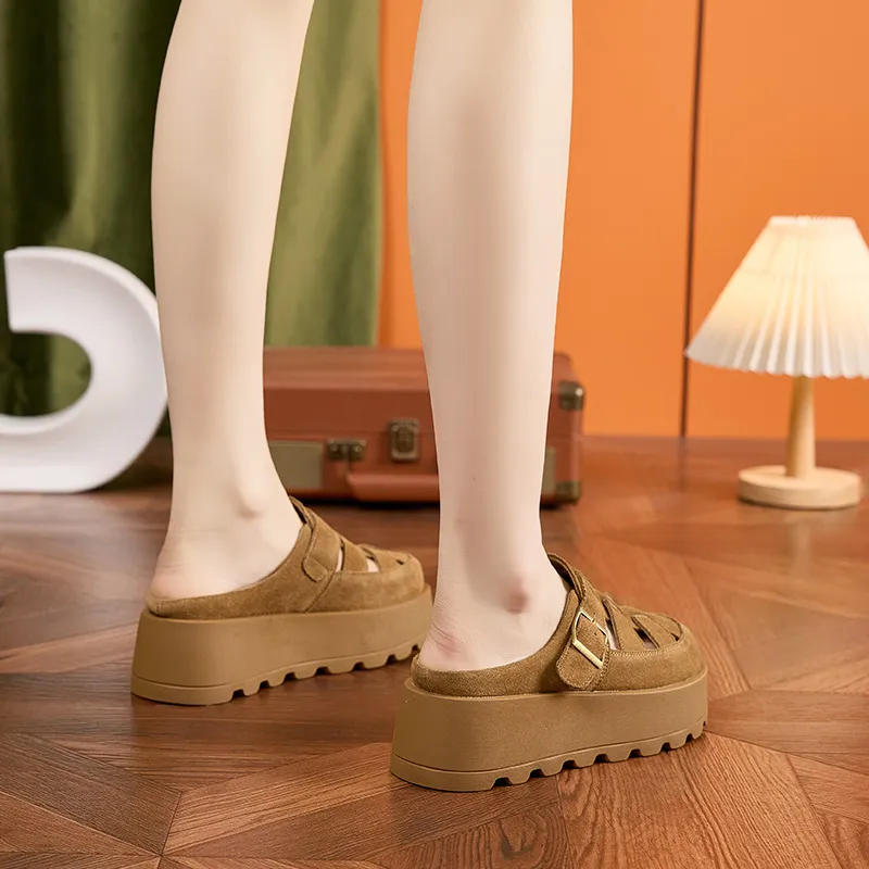 Milan Love Song Quiet Abrasion Resistant Slip Resistant Closed Toe Slippers Women's-12