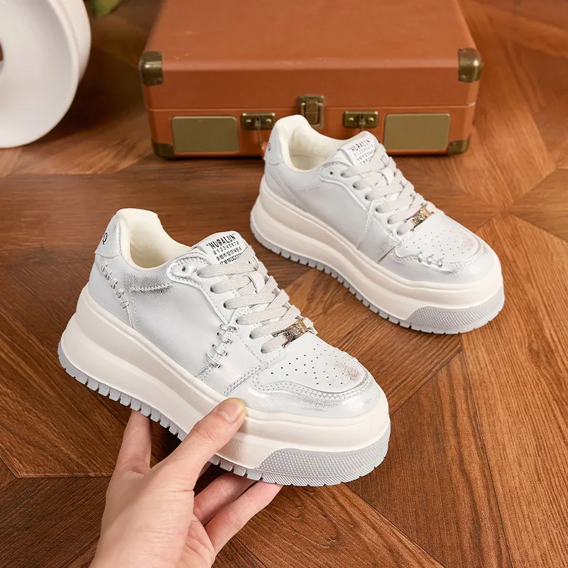 Milan Love Song Anti Slip Wear Resistant Moisture Wicking Low Top Casual Shoes Women's-9