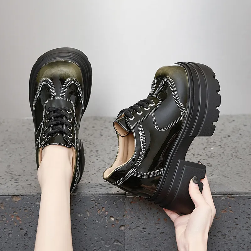 Milan Love Song Chunky Heel High Heels 10cm Women's Black-3