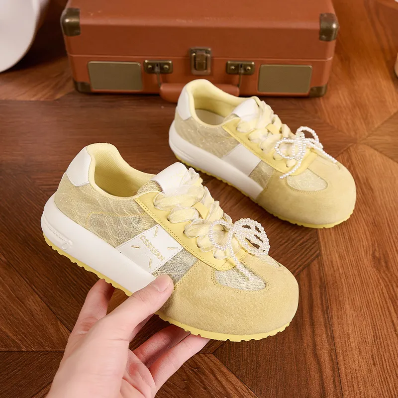 Milan Love Song Cushioning Lightweight Moisture Wicking Low Top Skateboard Shoes Women's-11