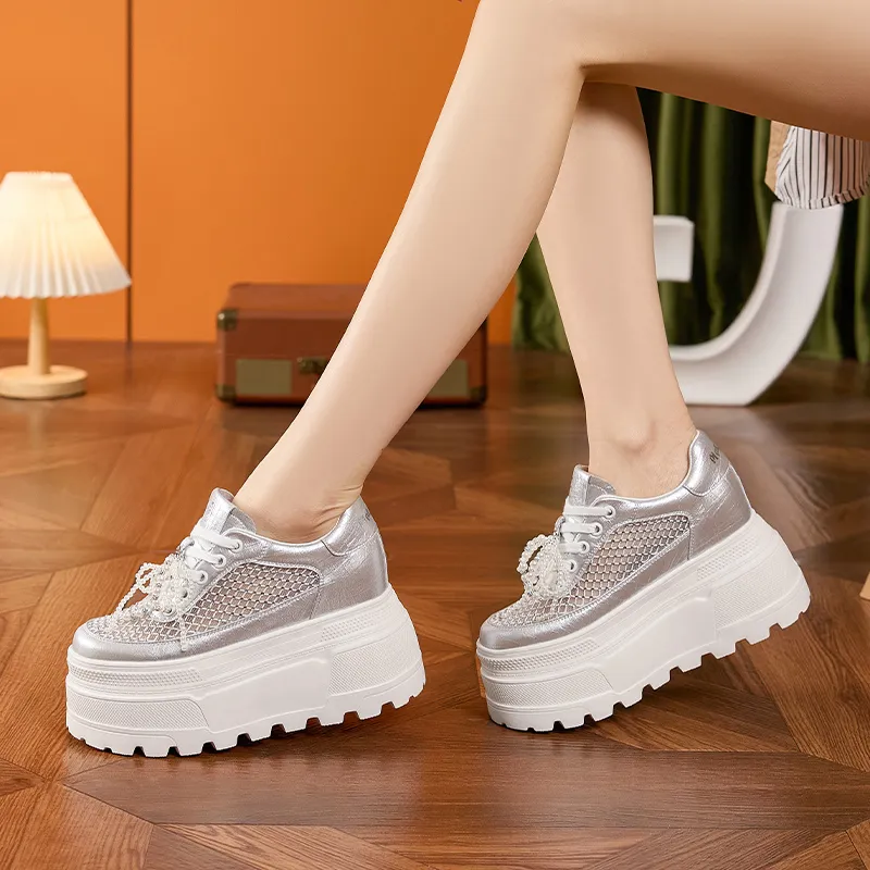 Milan Love Song Breathable Lightweight Height Increasing Low Top Casual Shoes Women's Silver-2
