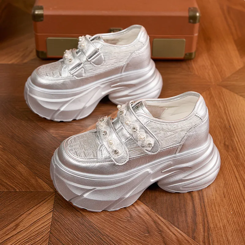 Milan Love Song White Sneakers Height Increasing Lightweight Breathable Low Top Casual Shoes Women's Solid Color-1