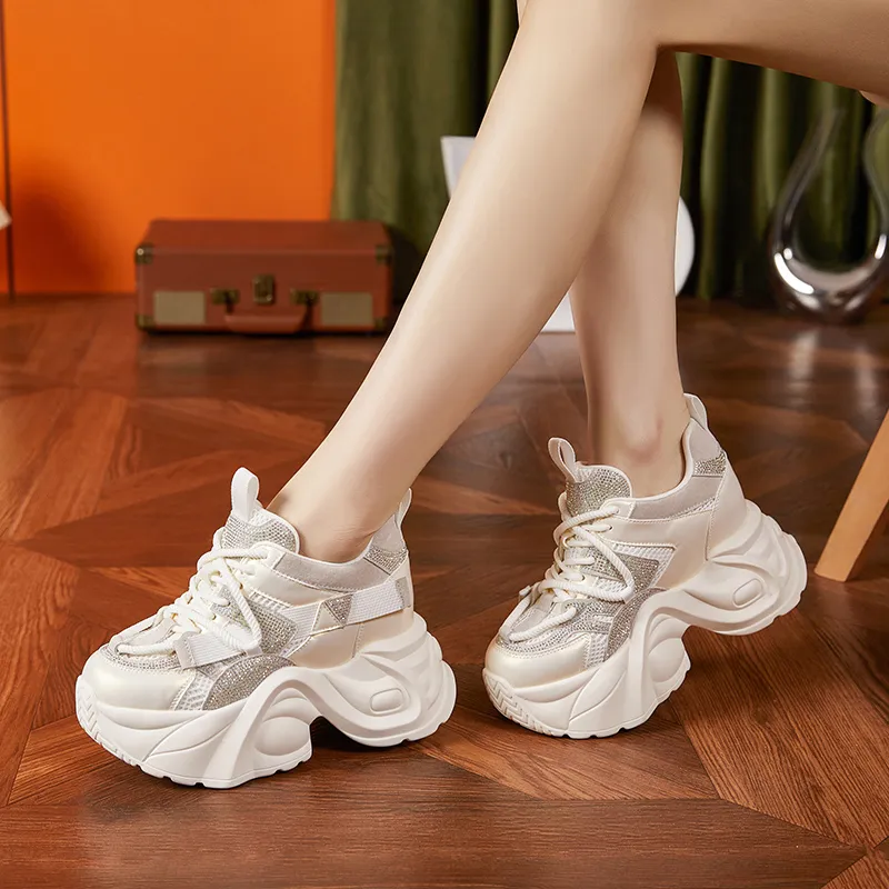 Milan Love Song Cushioned Slip Resistant Low Top Chunky Sneakers Women's-11