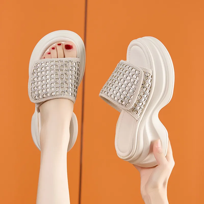 Milan Love Song Quiet Abrasion Resistant Cushioning Slide Slippers Women's-11