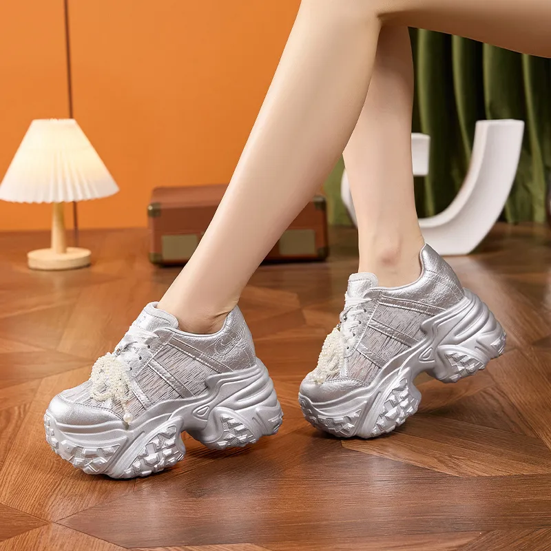 Milan Love Song Breathable Lightweight Height Increasing Low Top Chunky Sneakers Women's Solid Color-5