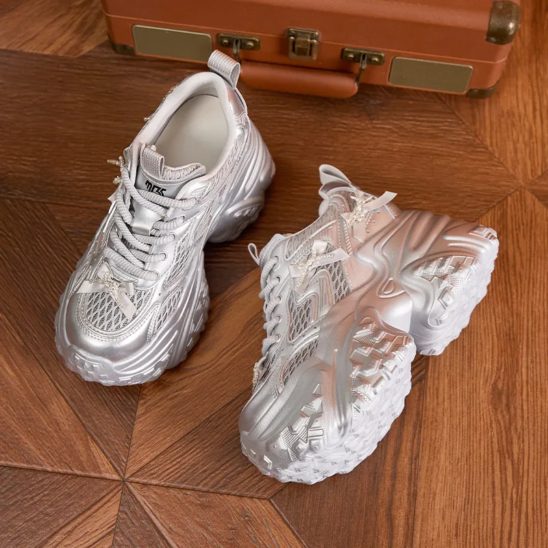 Milan Love Song Breathable Lightweight Height Increasing Low Top Chunky Sneakers Women's Solid Color-13