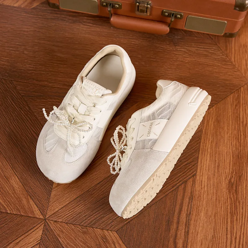 Milan Love Song Cushioning Lightweight Moisture Wicking Low Top Skateboard Shoes Women's-20