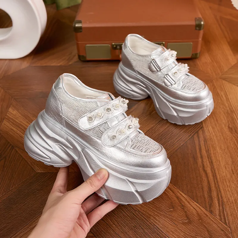 Milan Love Song White Sneakers Height Increasing Lightweight Breathable Low Top Casual Shoes Women's Solid Color-3
