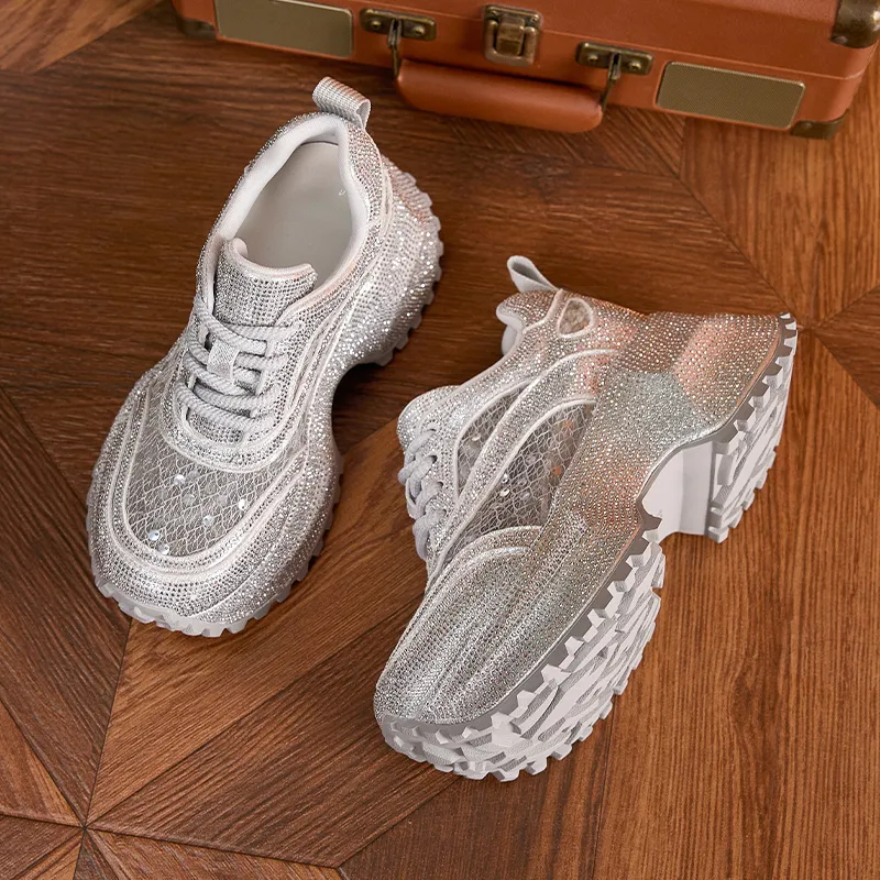 Milan Love Song Cushioning, Wear Resistant Low Top Chunky Sneakers Women's-6