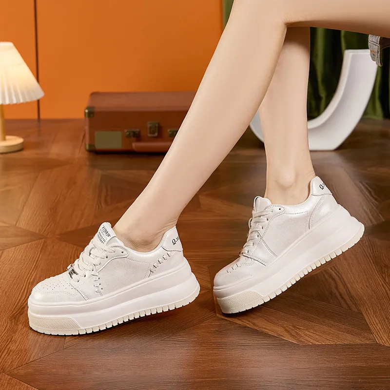 Milan Love Song Anti Slip Wear Resistant Moisture Wicking Low Top Casual Shoes Women's-5