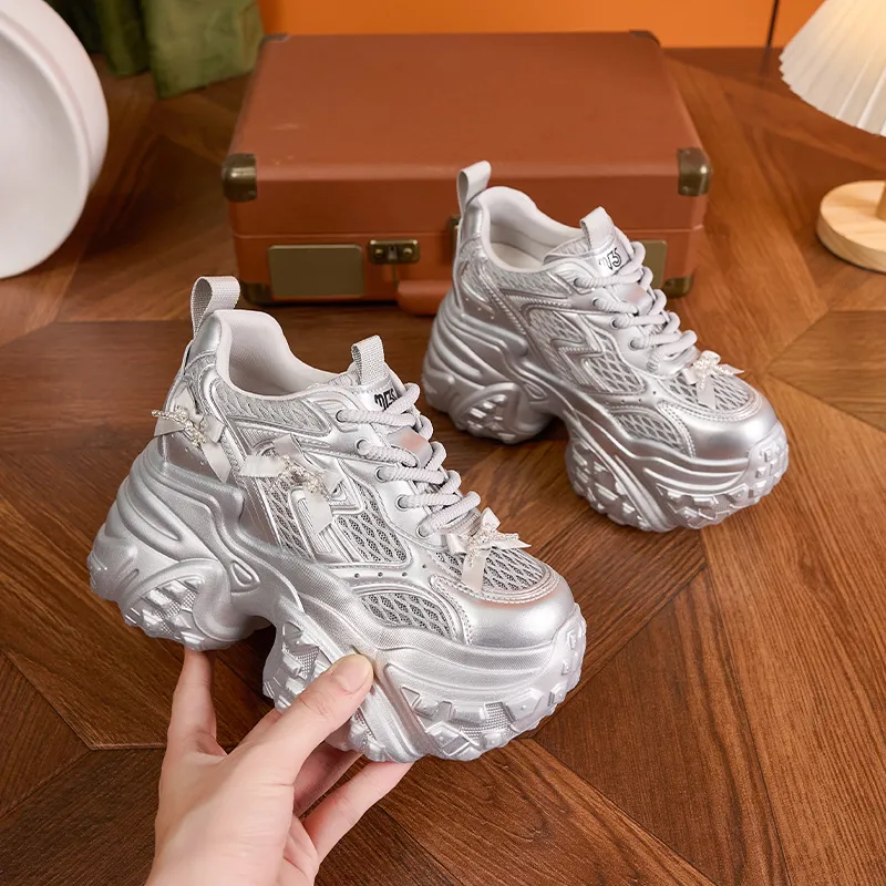 Milan Love Song Breathable Lightweight Height Increasing Low Top Chunky Sneakers Women's Solid Color-8