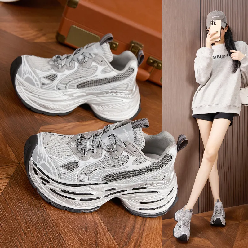 Milan Love Song Durable Breathable Moisture-Wicking Lightweight Low-Top Chunky Sneakers Women's-9