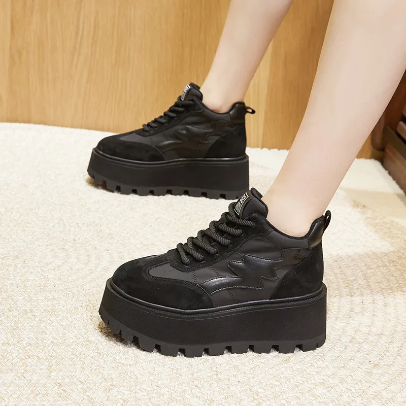 Milan Love Song Lightweight Height Increasing Warm Low-Top Insulated Shoe Women's-6
