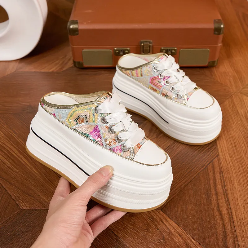 Milan Love Song Embroidery Abrasion Resistant Slip Resistant Closed Toe Slippers Women's-11
