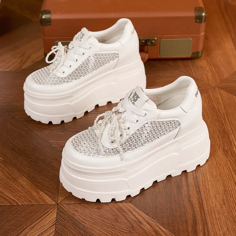 Milan Love Song Breathable Lightweight Height Increasing Low Top Casual Shoes Women's Silver-10