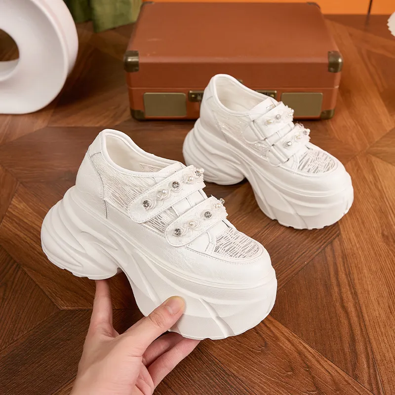 Milan Love Song White Sneakers Height Increasing Lightweight Breathable Low Top Casual Shoes Women's Solid Color-11